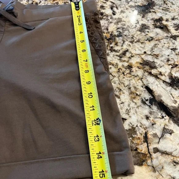 Cotton Blend Women’s Casual Shorts, J Jill, Embroidered Lace Detailed Pockets - Picture 9 of 10